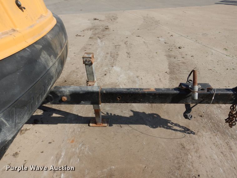 image for item DL3731 2012 Vermeer BC1500  wood chipper