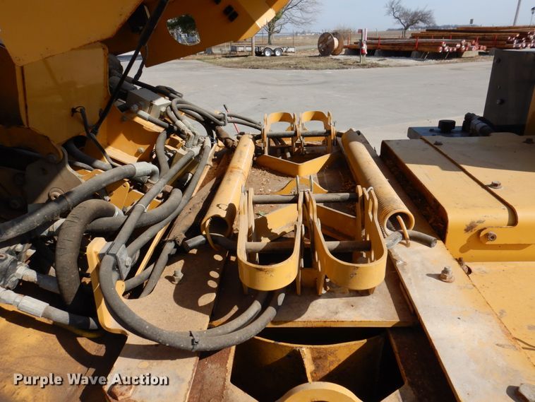 image for item DL3731 2012 Vermeer BC1500  wood chipper