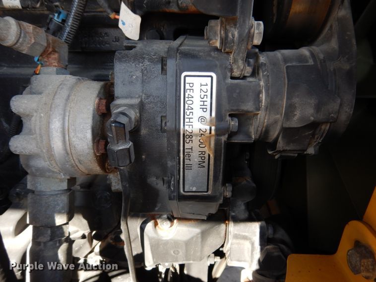 image for item DL3731 2012 Vermeer BC1500  wood chipper