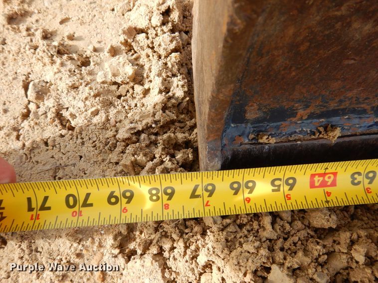 image for item DL3732 2003 Kubota U35  mini excavator