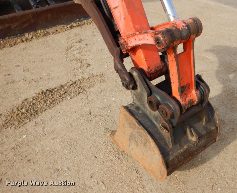 image for item DL3732 2003 Kubota U35  mini excavator