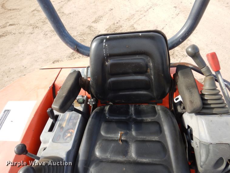 image for item DL3732 2003 Kubota U35  mini excavator