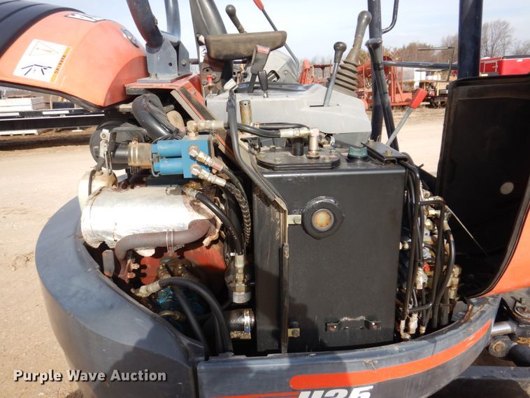 image for item DL3732 2003 Kubota U35  mini excavator