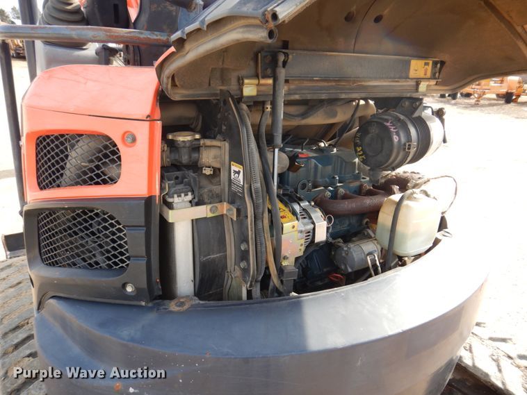 image for item DL3732 2003 Kubota U35  mini excavator