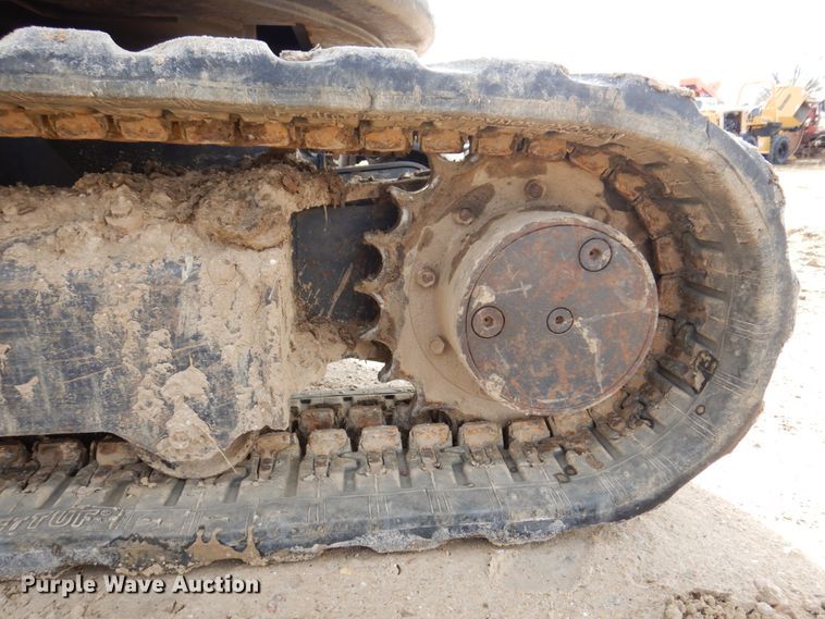 image for item DL3732 2003 Kubota U35  mini excavator