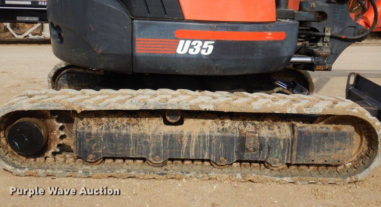 image for item DL3732 2003 Kubota U35  mini excavator