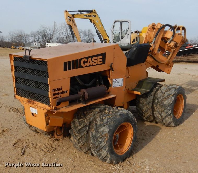 image for item DL3733 1980 Case Maxi Sneaker Series A  cable plow