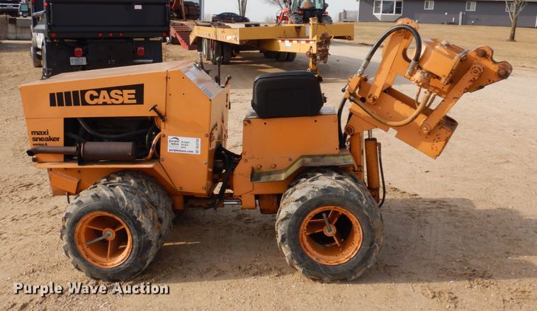 image for item DL3733 1980 Case Maxi Sneaker Series A  cable plow