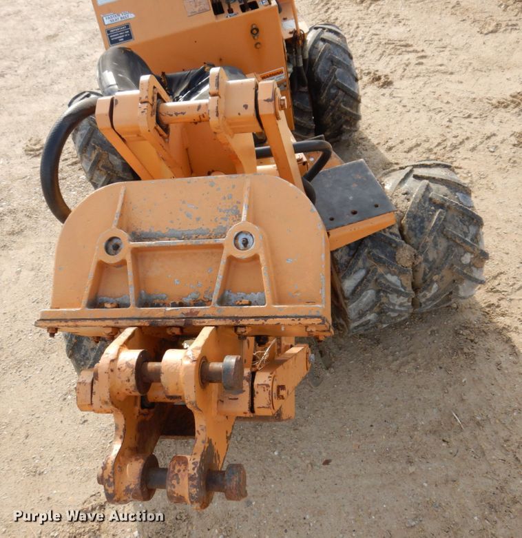 image for item DL3733 1980 Case Maxi Sneaker Series A  cable plow