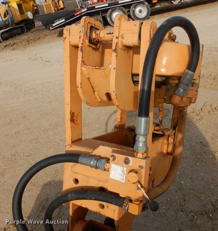 image for item DL3733 1980 Case Maxi Sneaker Series A  cable plow