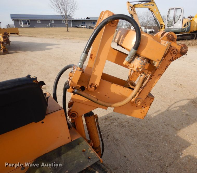 image for item DL3733 1980 Case Maxi Sneaker Series A  cable plow