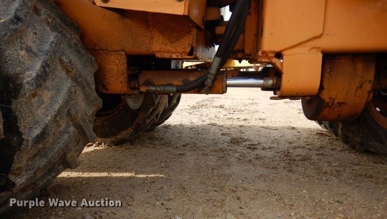 image for item DL3733 1980 Case Maxi Sneaker Series A  cable plow