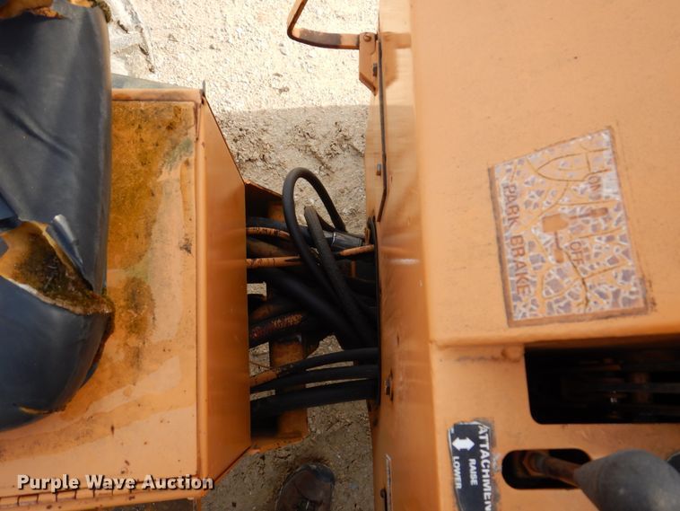 image for item DL3733 1980 Case Maxi Sneaker Series A  cable plow