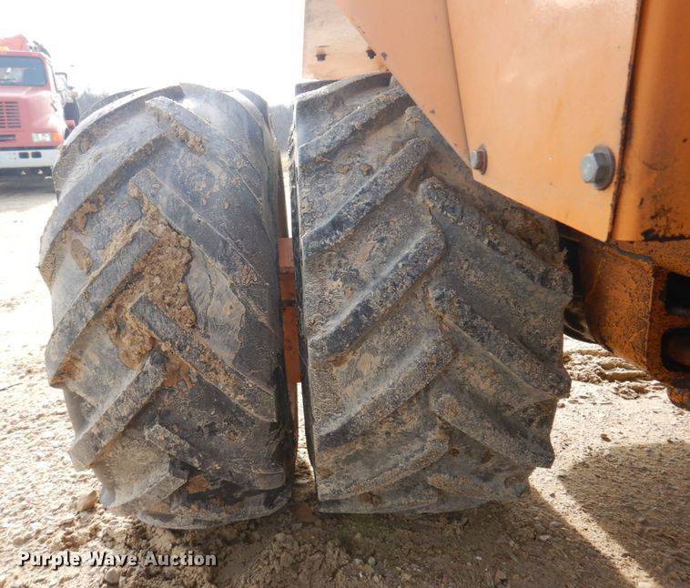 image for item DL3733 1980 Case Maxi Sneaker Series A  cable plow