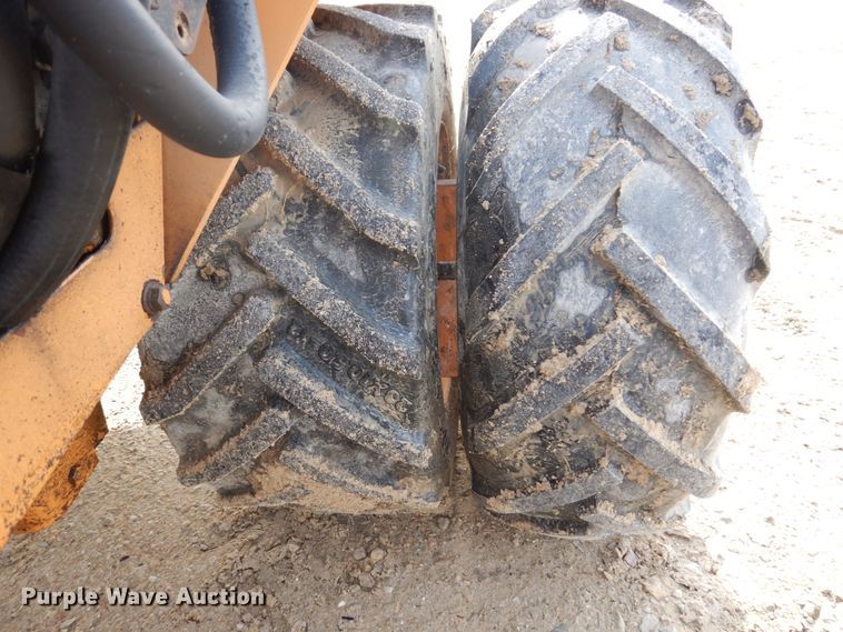 image for item DL3733 1980 Case Maxi Sneaker Series A  cable plow