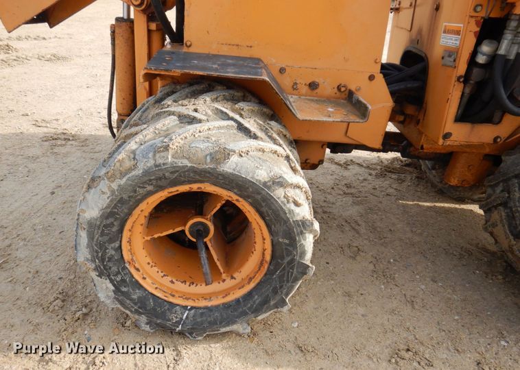 image for item DL3733 1980 Case Maxi Sneaker Series A  cable plow