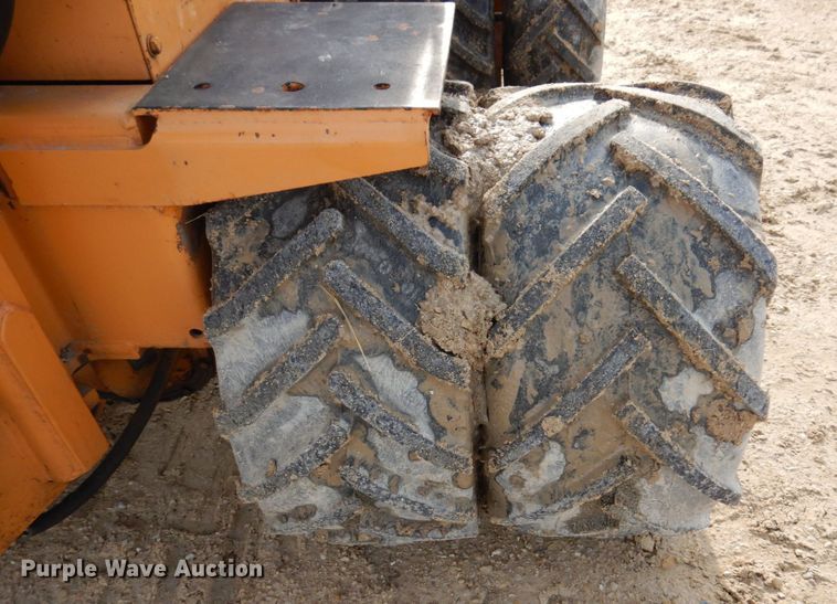 image for item DL3733 1980 Case Maxi Sneaker Series A  cable plow