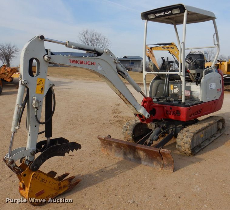 image for item DL3734 2014 Takeuchi TB216  mini excavator