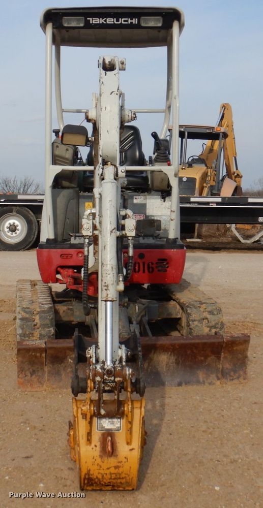 image for item DL3734 2014 Takeuchi TB216  mini excavator