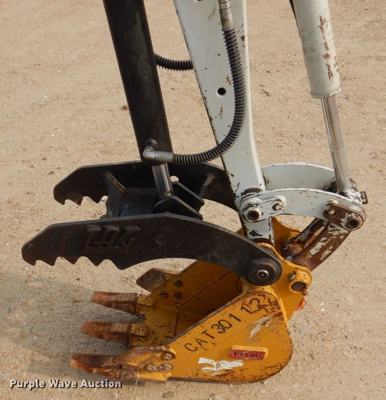 image for item DL3734 2014 Takeuchi TB216  mini excavator