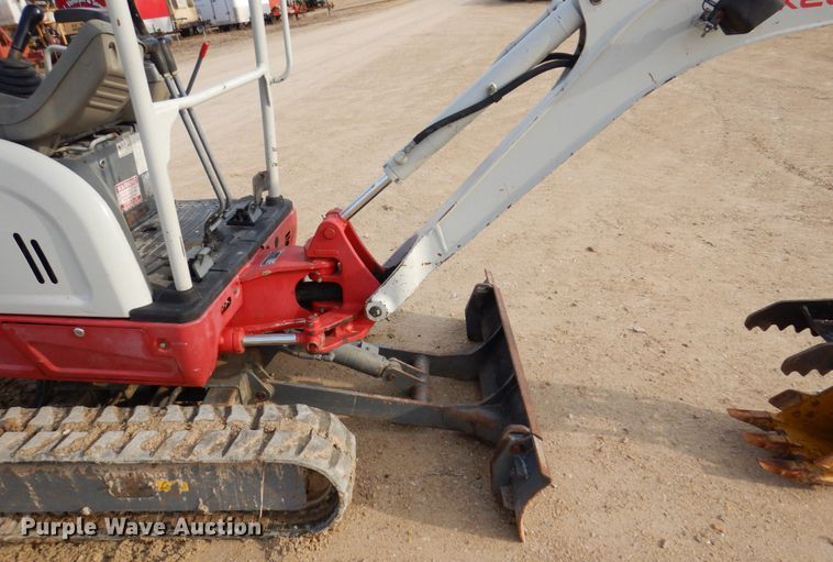image for item DL3734 2014 Takeuchi TB216  mini excavator