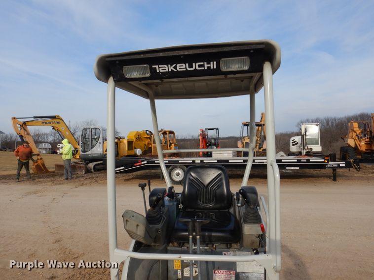 image for item DL3734 2014 Takeuchi TB216  mini excavator