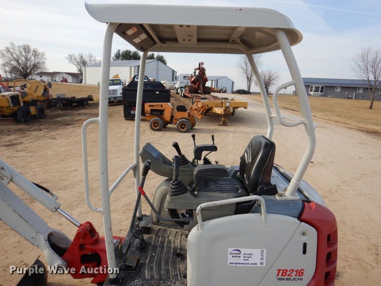 image for item DL3734 2014 Takeuchi TB216  mini excavator