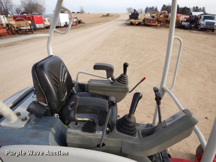 image for item DL3734 2014 Takeuchi TB216  mini excavator