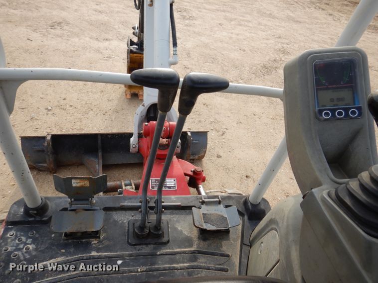 image for item DL3734 2014 Takeuchi TB216  mini excavator