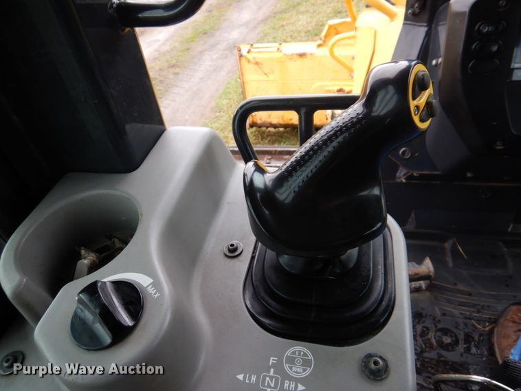 image for item DL3735 2015 Komatsu D39PX-23  dozer