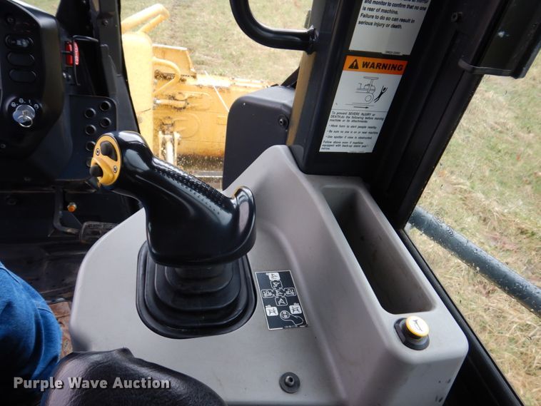 image for item DL3735 2015 Komatsu D39PX-23  dozer