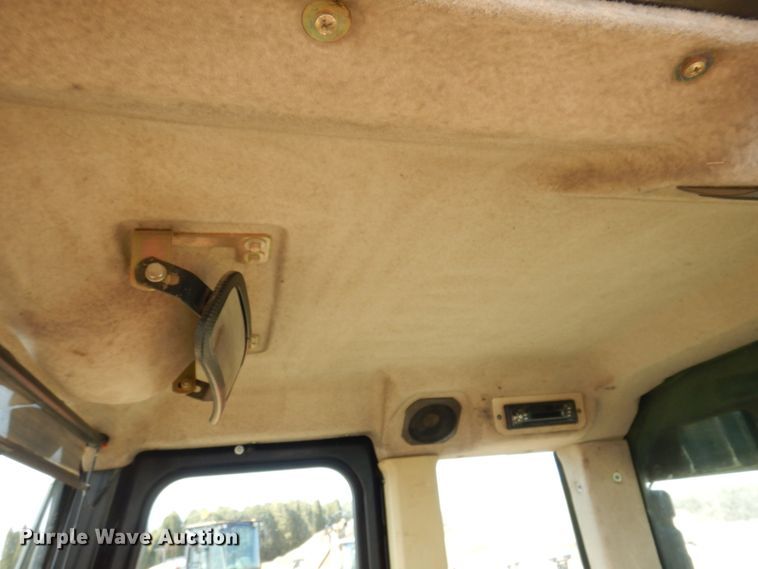 image for item DL3738 2002 Caterpillar 953C  track loader