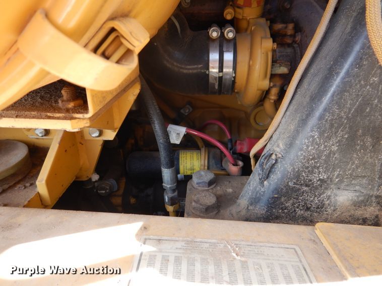 image for item DL3738 2002 Caterpillar 953C  track loader