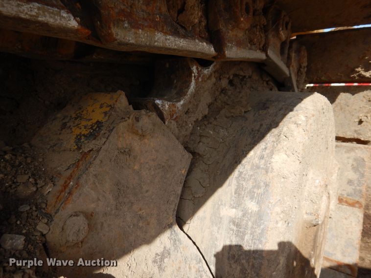 image for item DL3738 2002 Caterpillar 953C  track loader