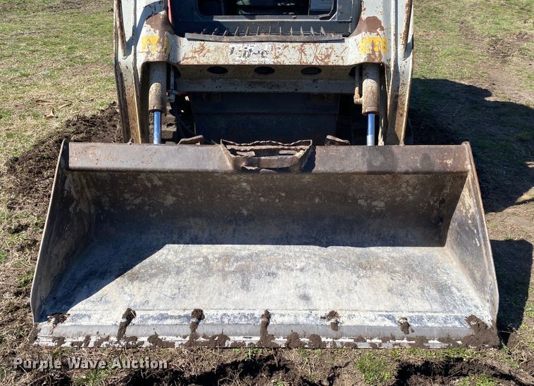 image for item DM4004 2013 Takeuchi TL230  tracked skid steer loader