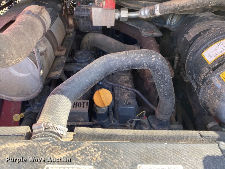 image for item DM4004 2013 Takeuchi TL230  tracked skid steer loader