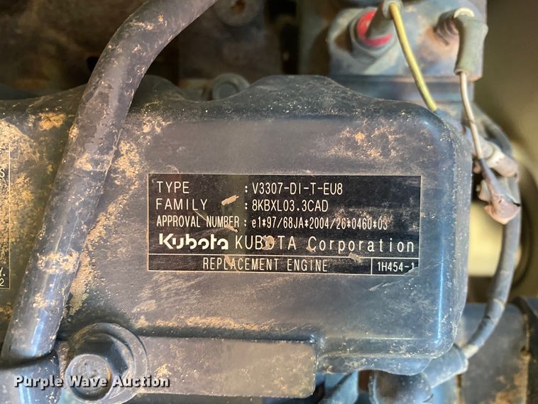 image for item DM4004 2013 Takeuchi TL230  tracked skid steer loader