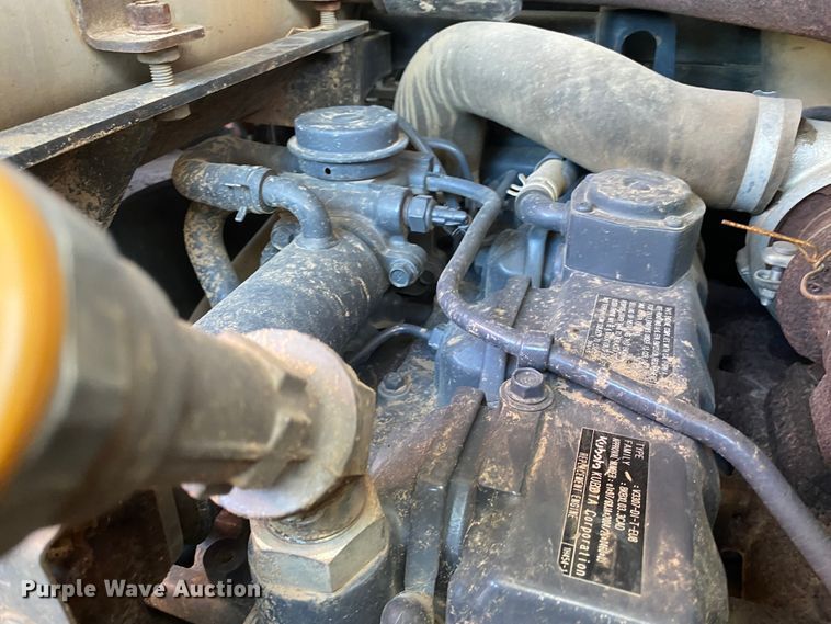 image for item DM4004 2013 Takeuchi TL230  tracked skid steer loader