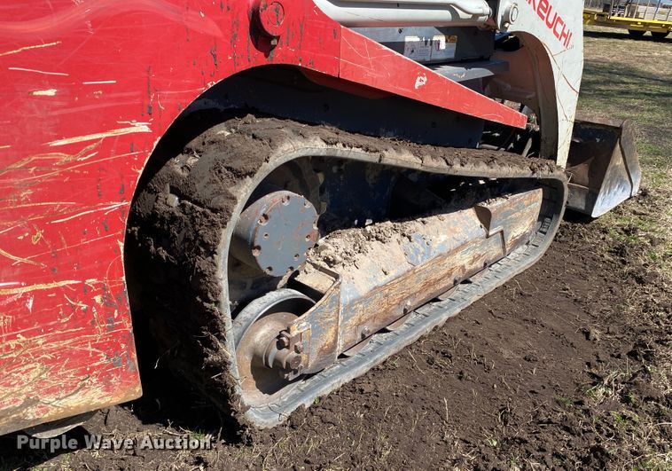 image for item DM4004 2013 Takeuchi TL230  tracked skid steer loader