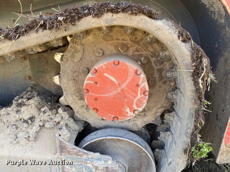 image for item DM4004 2013 Takeuchi TL230  tracked skid steer loader