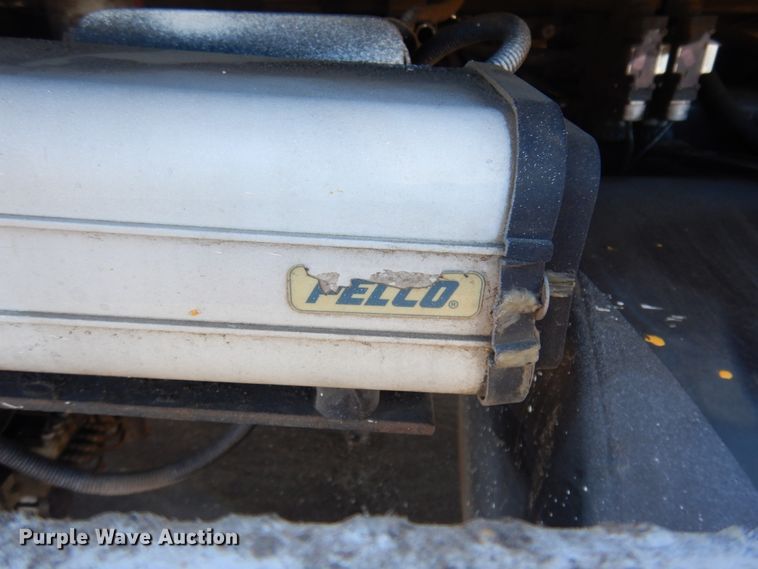 image for item DM5356 2001 Mack MR688S  paint striper truck