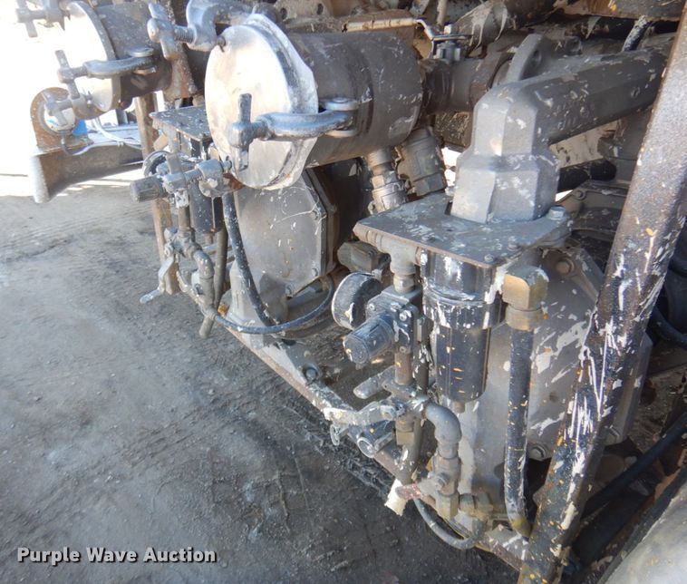 image for item DM5356 2001 Mack MR688S  paint striper truck