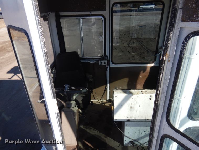 image for item DM5356 2001 Mack MR688S  paint striper truck