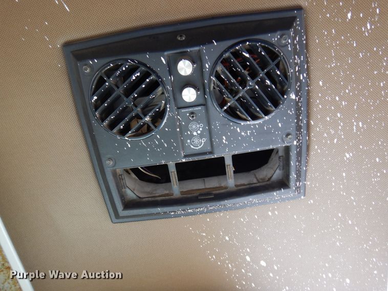 image for item DM5356 2001 Mack MR688S  paint striper truck