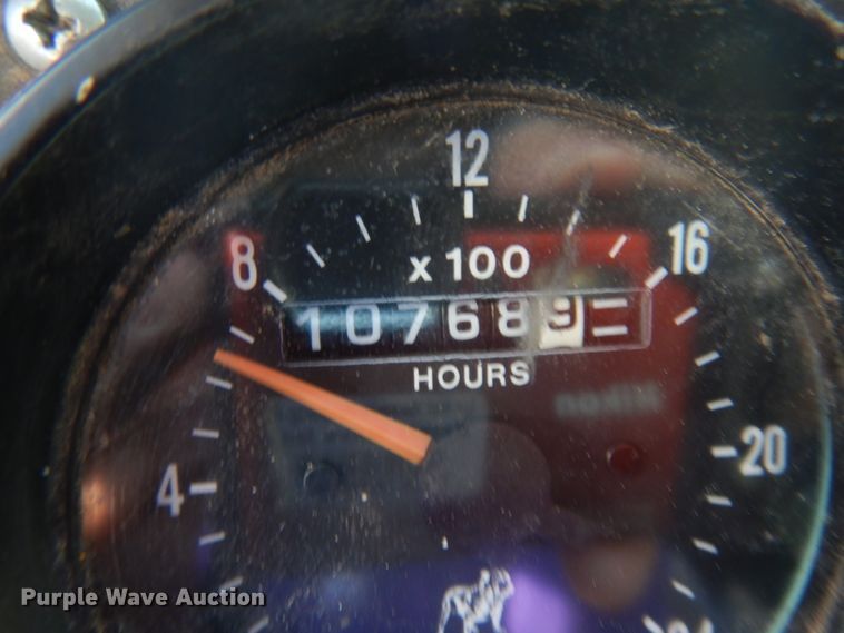 image for item DM5356 2001 Mack MR688S  paint striper truck