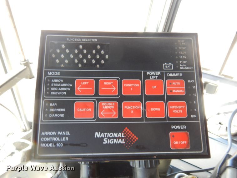 image for item DM5356 2001 Mack MR688S  paint striper truck