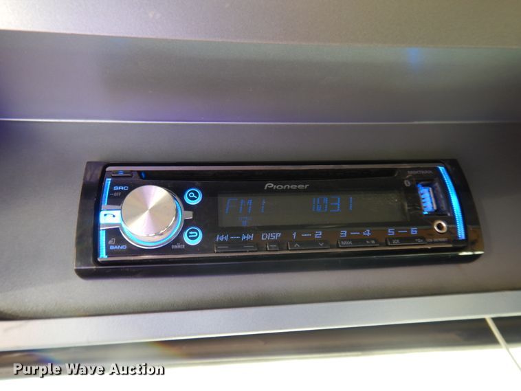 image for item DM5356 2001 Mack MR688S  paint striper truck