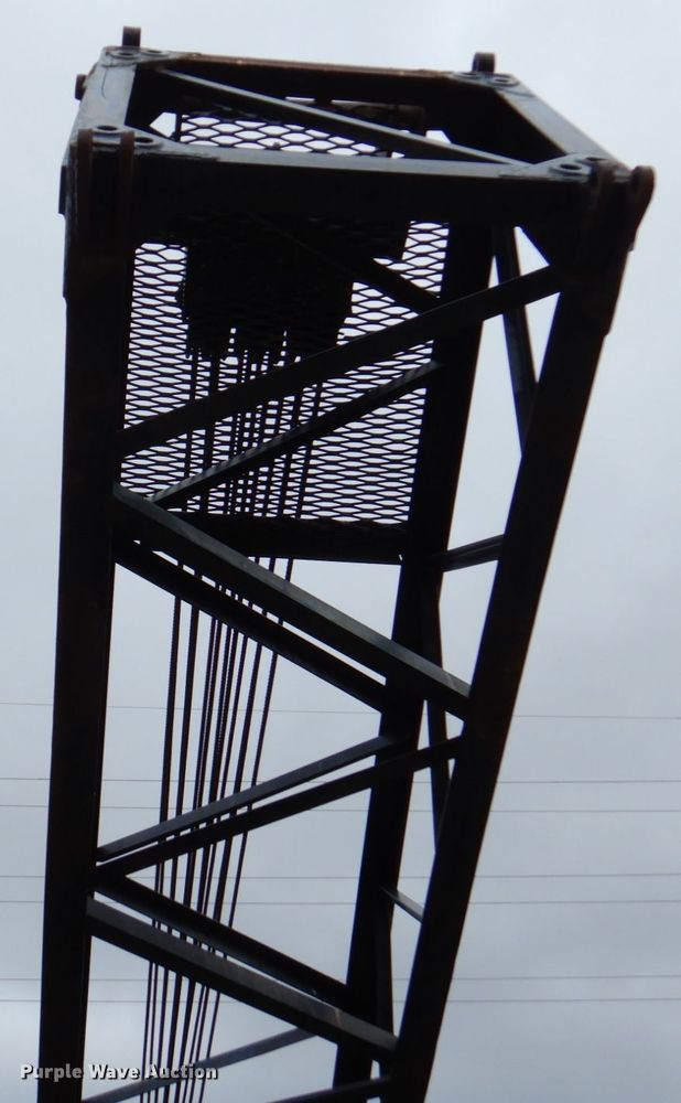 image for item DM6000 Link Belt LS108B  crane