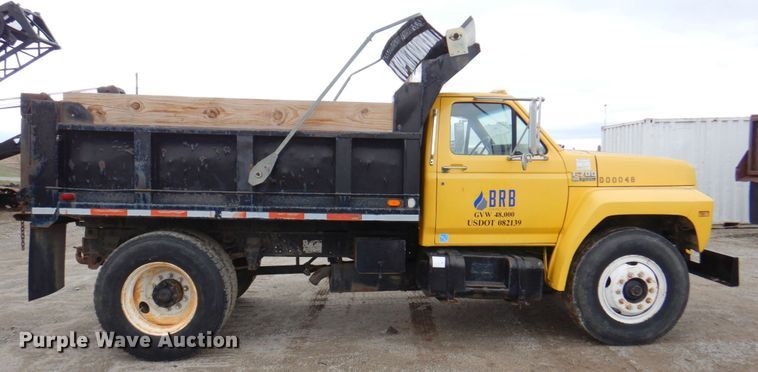 image for item DM6001 1993 Ford F700  dump truck
