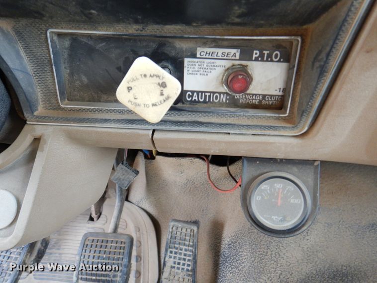 image for item DM6001 1993 Ford F700  dump truck